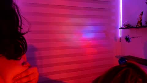 sara_red_x online show from June 27, 6:41 am