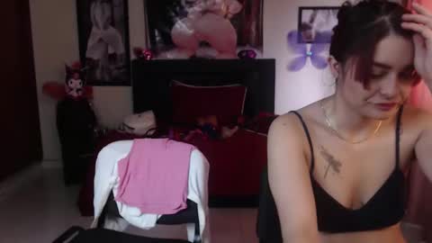 Alahia and Marilyn online show from March 24, 2:34 pm