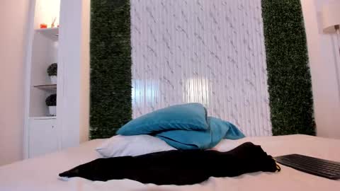 Sara  Everyday From 1430 to 2130 Col Time online show from October 24, 7:58 pm