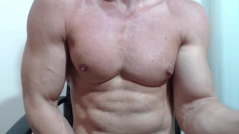 saradorj92 online show from January 14, 2:30 am