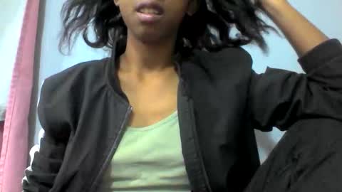 sarah146341 online show from December 16, 6:20 am