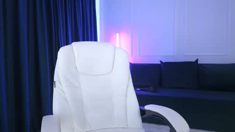 sarah l0v3 online show from March 31, 5:30 am