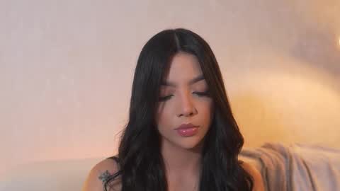       online show from December 2, 10:08 pm