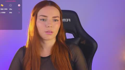 Snapshot of sarah_swtt chatting on January 14, 2:40 am - next broadcast 28 nov  7 pm Col online show from January 14, 2:40 am