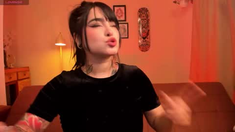   online show from February 4, 7:01 am