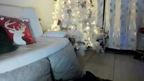 saratukkerr online show from December 21, 6:30 am