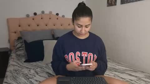 saratukkerr online show from January 7, 9:07 am