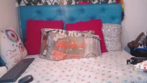 Sara Wills online show from April 17, 2:19 pm