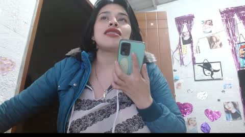 Sara Jimenez online show from January 8, 8:38 am