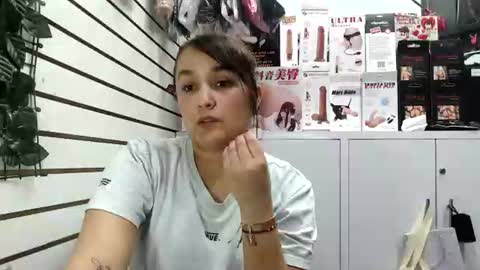 mery online show from November 26, 10:50 pm