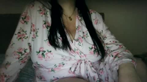 Sara online show from May 5, 11:43 pm