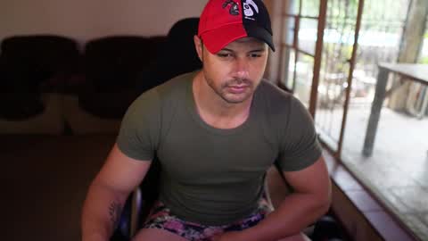 SargentSaltNPepa online show from September 20, 10:18 am