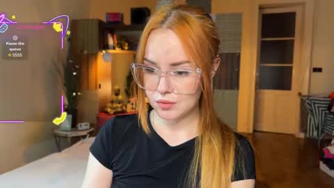 Snapshot of sargonium909 chatting on October 22, 8:32 pm Veronika online show from October 22, 8:32 pm