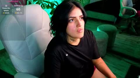 Snapshot of sari_belle chatting on September 27, 10:29 pm Sari  online show from September 27, 10:29 pm