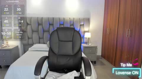  Saritaaa  online show from February 11, 4:27 am