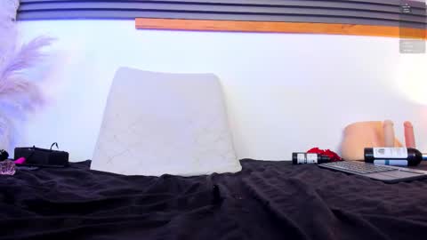 Sara online show from February 21, 6:27 am