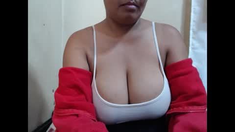 saronette online show from April 10, 10:42 am