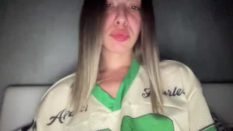 Sarrah online show from September 13, 9:28 pm