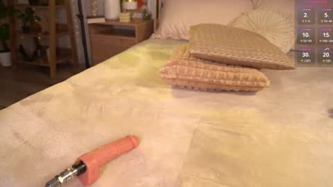 My Name Is Sara C. Welcome online show from November 28, 2:52 am