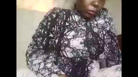 sashabigbooty online show from October 22, 7:22 am