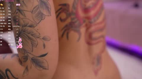sashafererra online show from May 7, 9:32 pm