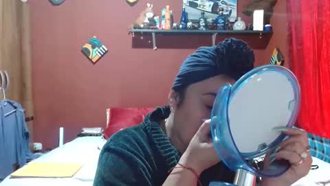 Snapshot of sasharosee2 chatting on October 7, 2:24 pm S A S H A R O S E online show from October 7, 2:24 pm