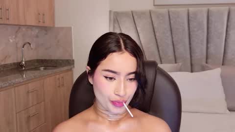 saskia litt online show from January 14, 5:04 am