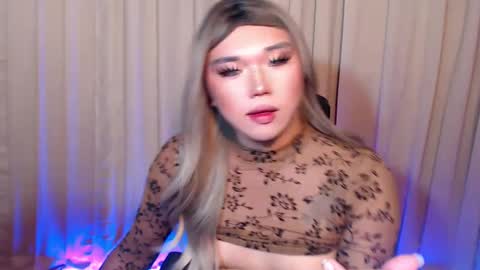 Snapshot of sassyffyra69 chatting on March 10, 10:07 am MARIO LABO online show from March 10, 10:07 am