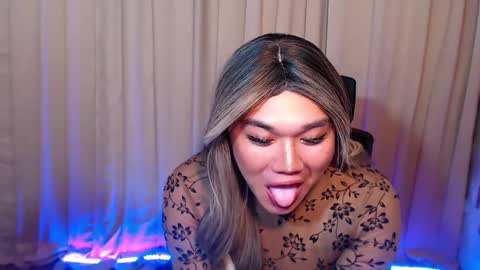 Snapshot of sassyffyra69 chatting on March 11, 8:30 am MARIO LABO online show from March 11, 8:30 am