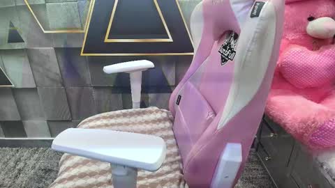 Sassy online show from January 13, 5:54 pm