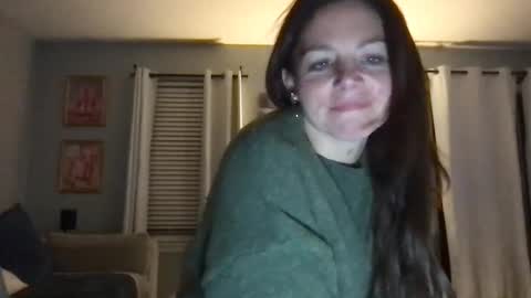 sassynsweetmilf online show from November 16, 10:23 pm
