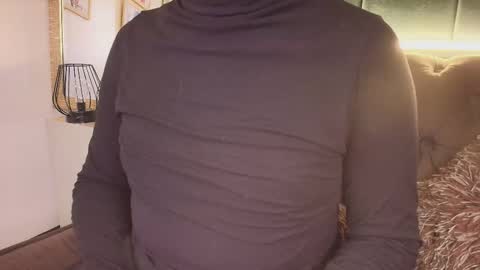 Saturningsweets online show from March 6, 2:38 pm