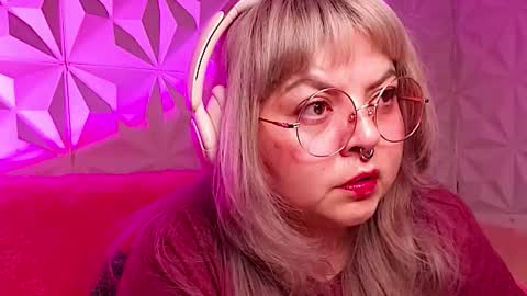 Gina George online show from November 30, 3:02 am