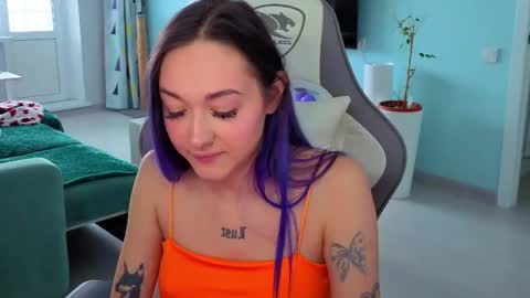 Ariel online show from March 20, 4:39 am