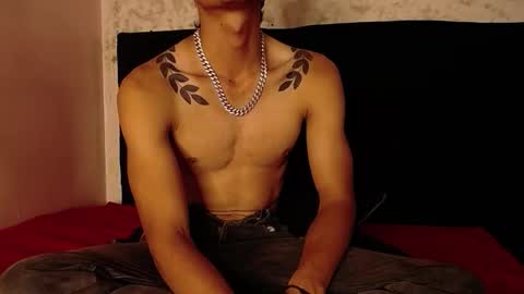 SavageLover  online show from November 6, 4:04 am