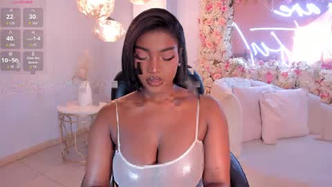 S a v a n n a h  online show from April 2, 1:51 pm