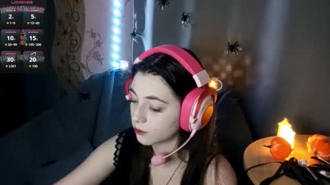 Sophie online show from October 31, 5:46 pm