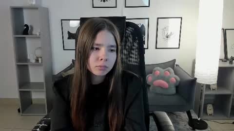 Saya online show from July 23, 10:24 am