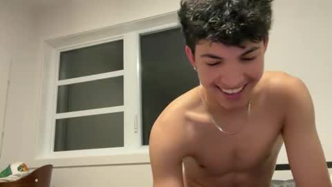 sbouchikh03 online show from January 9, 12:38 am