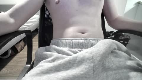 scandi_cock online show from February 20, 12:41 am