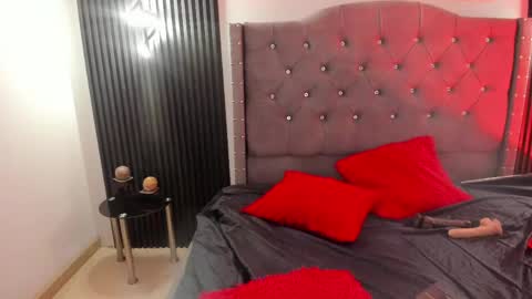 scarbadgirl_ online show from May 24, 4:52 am