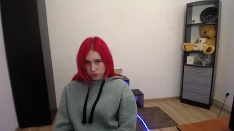 scarlet__flower_ online show from February 26, 11:35 am