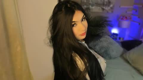 scarlet hill online show from January 17, 12:53 am