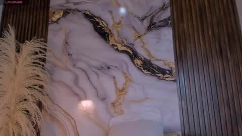 scarlet__rose_ online show from July 11, 11:57 am