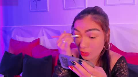 Scarlet online show from April 13, 5:06 pm