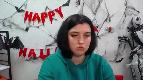 ScarletCargo online show from November 5, 11:01 am