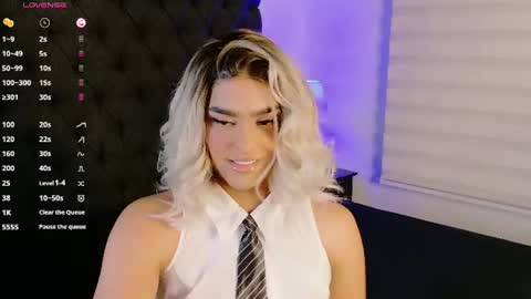 scarleth_sweety online show from June 17, 12:48 am