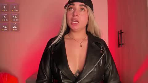 SCARLETT COLLINS online show from October 24, 6:03 am