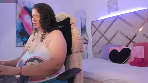 vanessa online show from July 9, 7:51 pm
