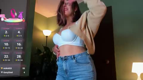 Scarlett online show from December 5, 7:00 pm